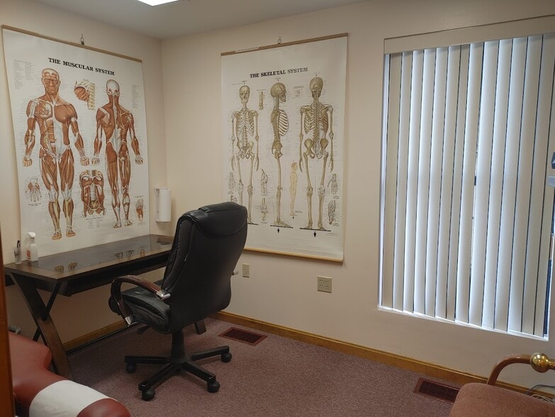 More Photos Of 1765 Centre St, West Roxbury Medical For Sale