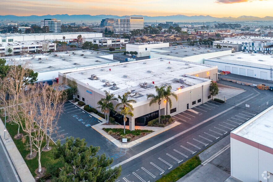 More Photos Of 19630 Pacific Gateway Dr, Torrance Warehouse For Lease