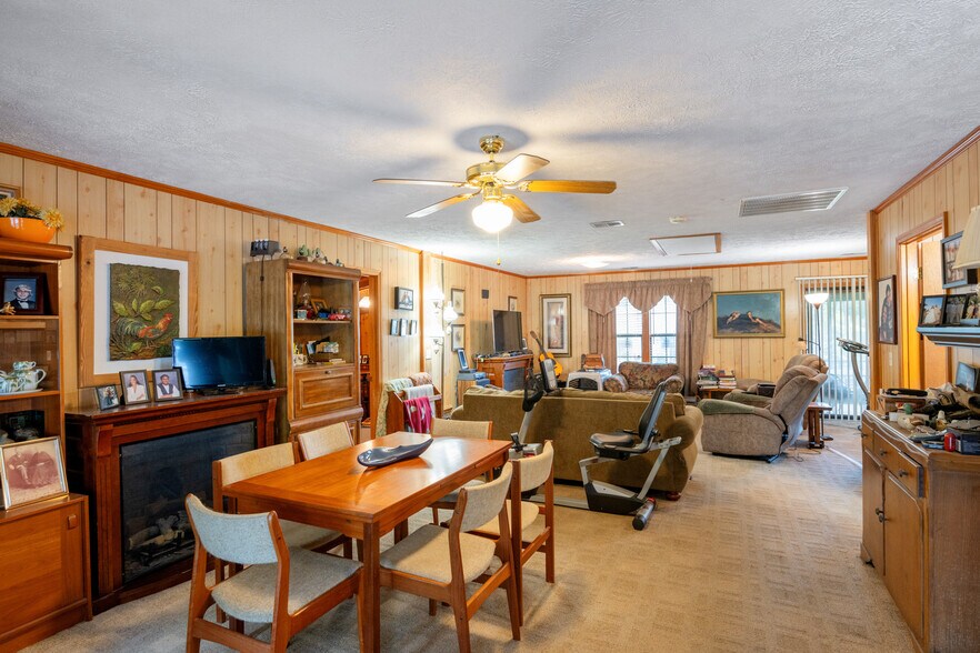 More Photos Of 115 Chalet Ln, Henderson Apartments For Sale