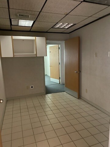 More Photos Of 446 Edwards Ave, Calverton Flex For Lease