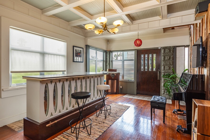 More Photos Of 1231 Abbot Kinney Blvd, Venice General Retail For Lease