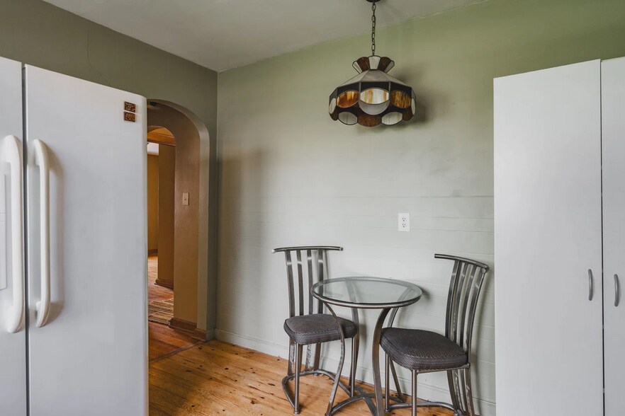 More Photos Of 505 27th St, Vienna Office For Sale