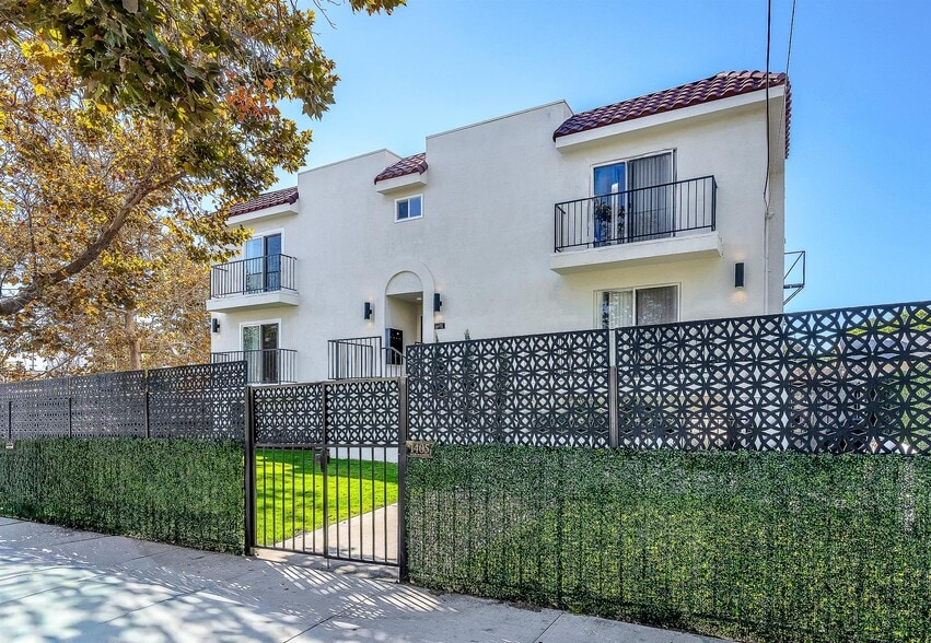 Primary Photo Of 1405 N Normandie Ave, Los Angeles Apartments For Sale