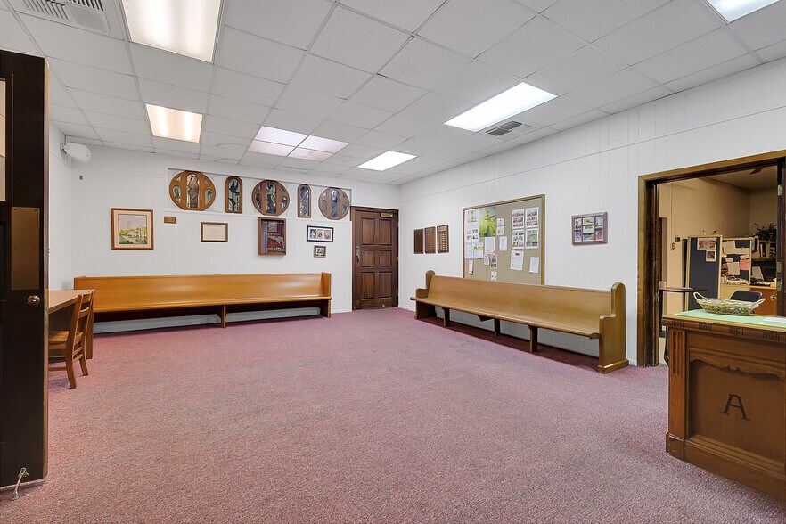 More Photos Of 800 D St, Marysville Religious Facility For Sale