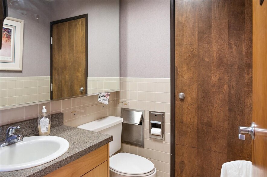 More Photos Of 2850 W Serendipity Cir, Colorado Springs Medical For Sale