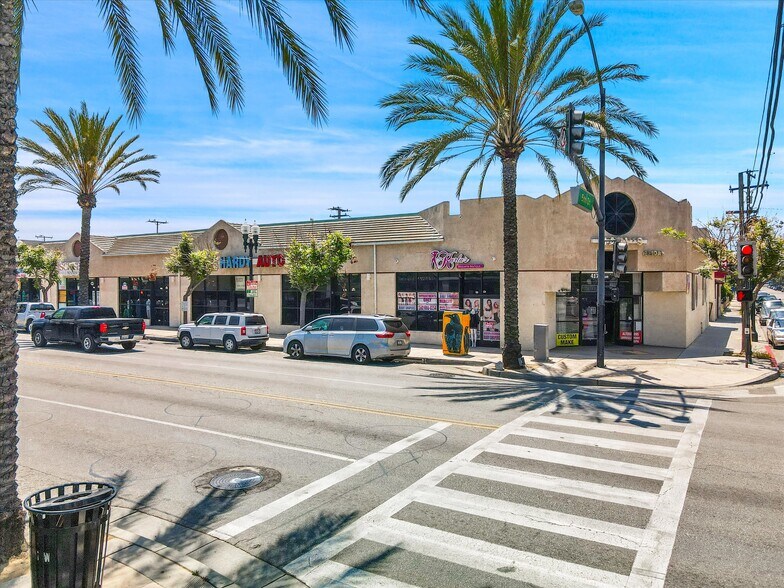More Photos Of 413 W Whittier Blvd, Montebello General Retail For Sale