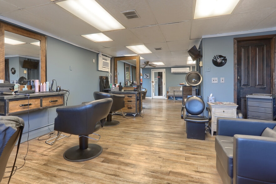 More Photos Of 2234 Cumberland St, Lebanon Storefront Retail Residential For Sale