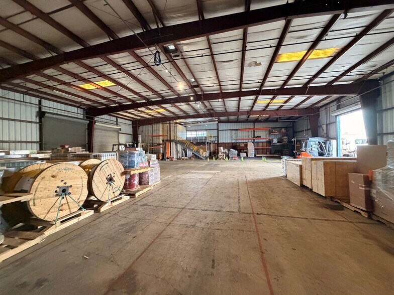 More Photos Of 295 Hoohana St, Kahului Unknown For Lease