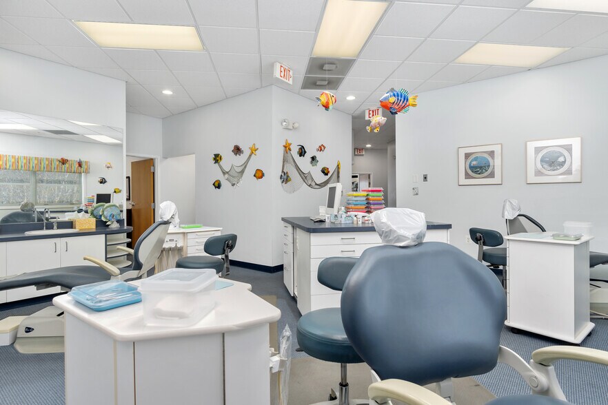 More Photos Of 100 Tuscanny Dr, Frederick Office For Sale