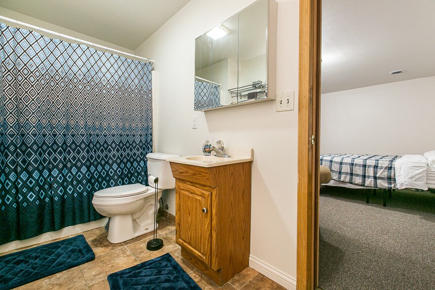 More Photos Of 14877 Hwy 20, East Dubuque Restaurant For Sale