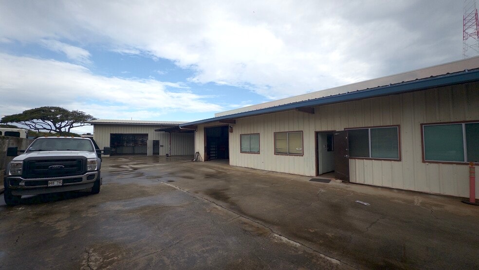 Primary Photo Of 500 Alakawa St, Honolulu Warehouse For Lease