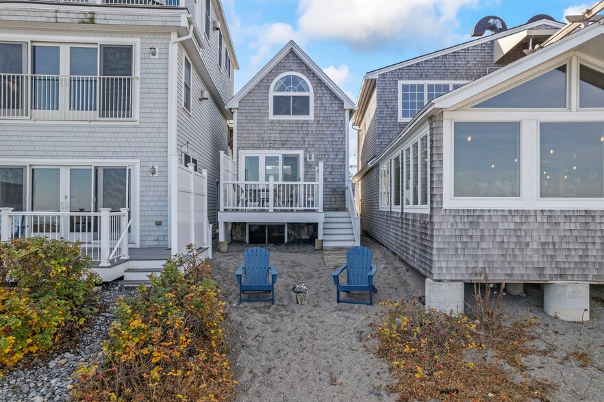 More Photos Of 113 113, 115 & 117 Perkins Cove, Ogunquit General Retail For Sale