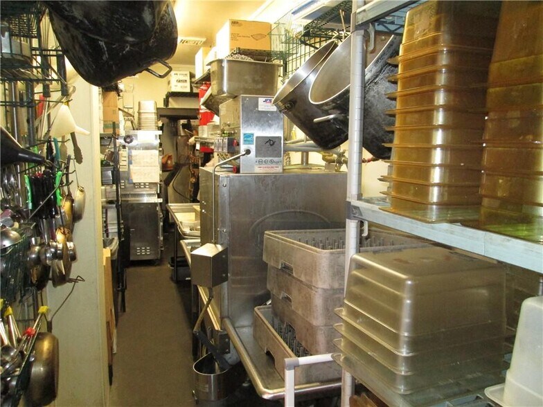 More Photos Of 3415 Rochester Rd, Lakeville Restaurant For Sale