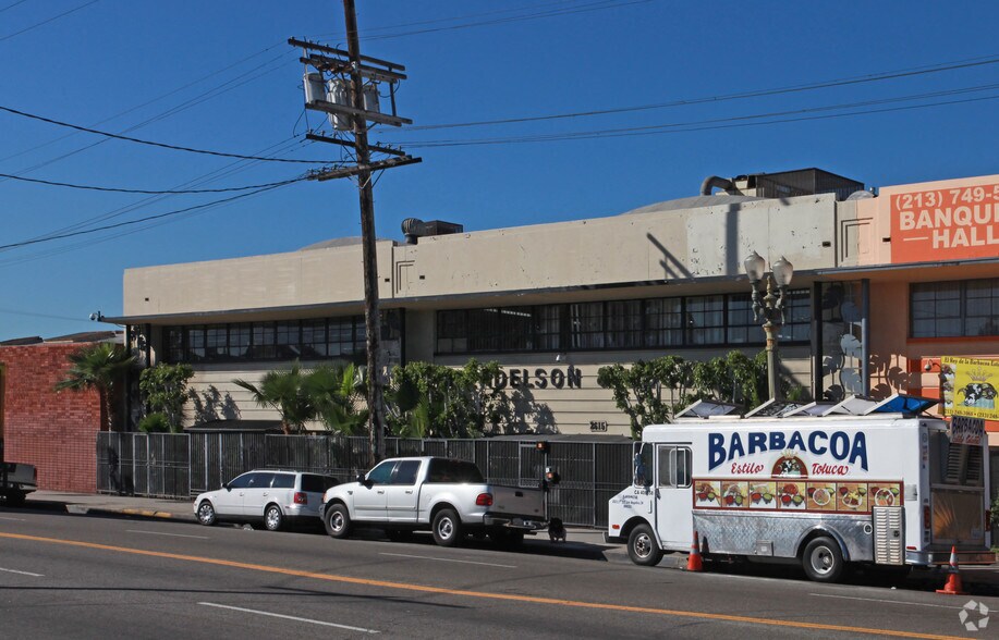 More Photos Of 2615-2621 S Hill St, Los Angeles Warehouse For Sale