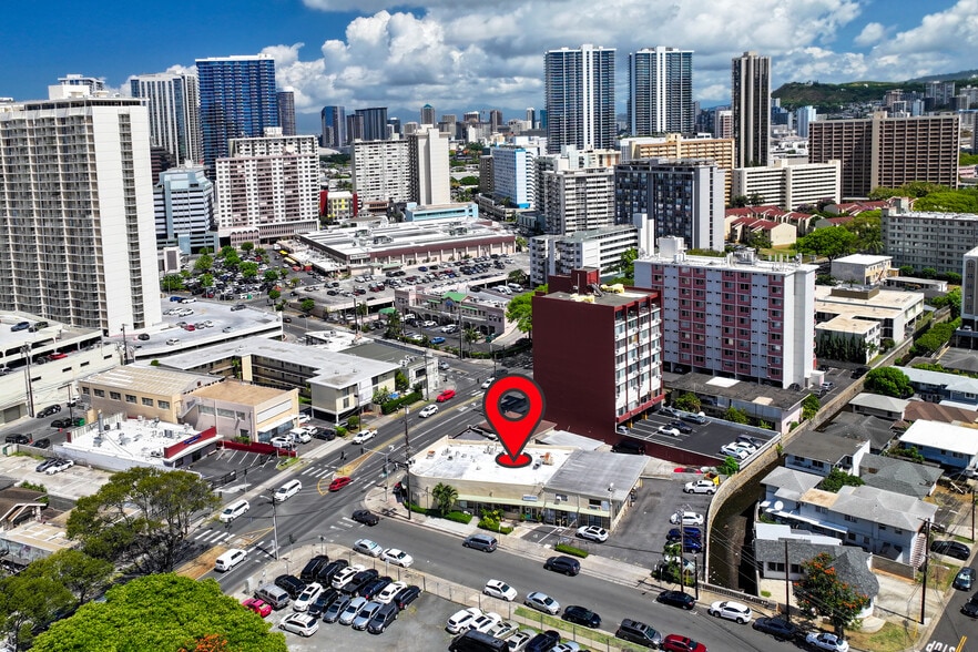 More Photos Of 1694 Kalakaua Ave, Honolulu Freestanding For Sale