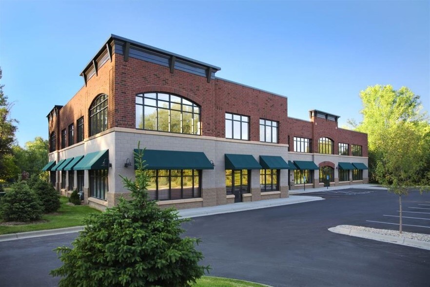 More Photos Of 23505 Smithtown Rd, Excelsior Office For Lease