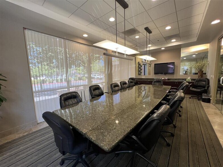 More Photos Of 1 Natoma St, Folsom Office For Sale