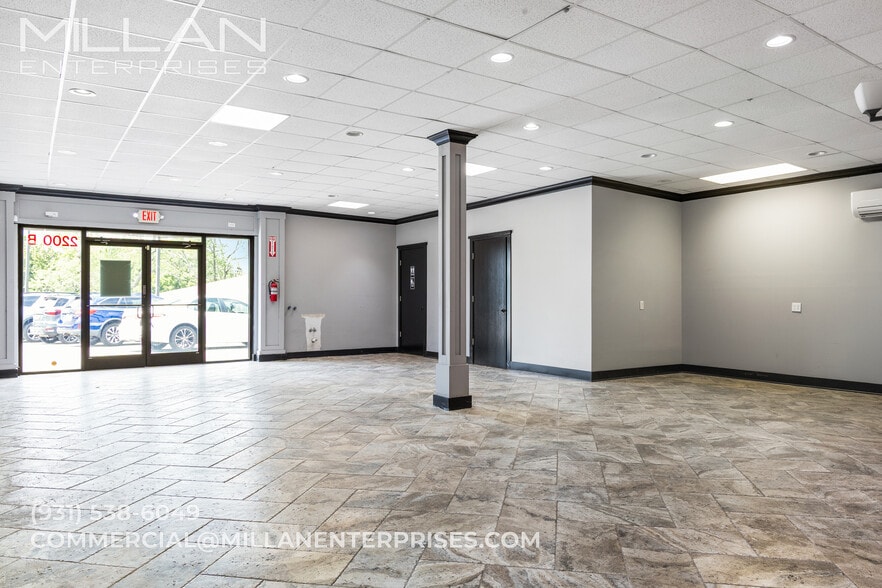 More Photos Of 2200 Wilma Rudolph Blvd, Clarksville Storefront Retail Office For Lease