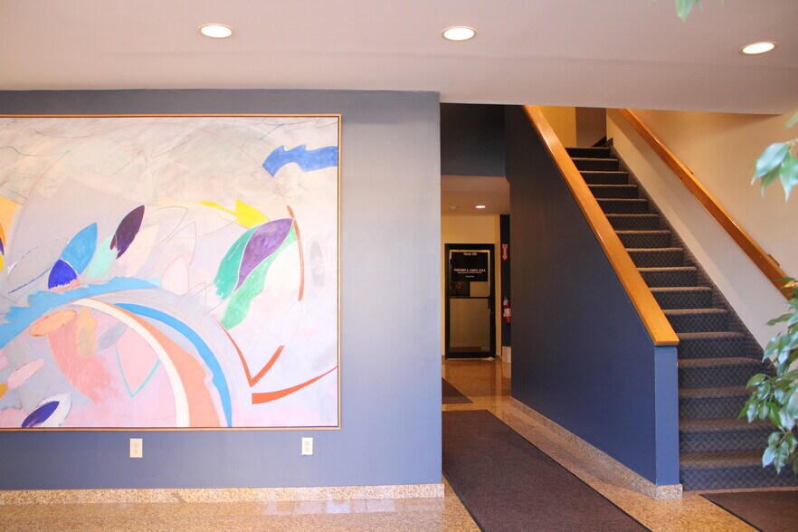 More Photos Of 499 Jericho Tpke, Mineola Office For Lease