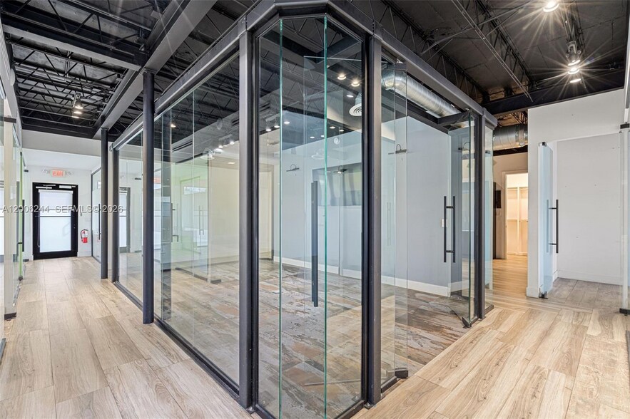 More Photos Of 4885 NW 7th Ave, Miami Office For Sale