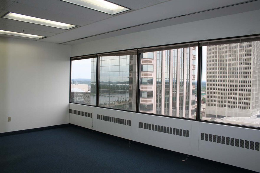 More Photos Of 1350 Main St, Springfield Office For Lease