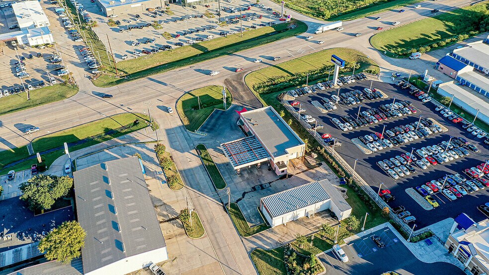 More Photos Of 1112 E Bert Kouns Industrial Loop, Shreveport Carwash For Sale