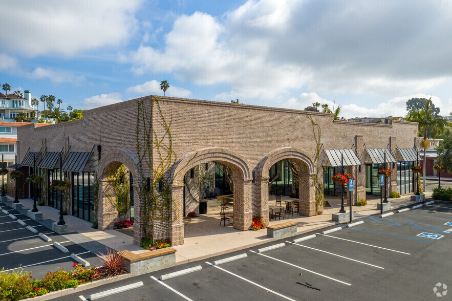 149 177 Riverside Ave Newport Beach Ca For Lease Cityfeet Com