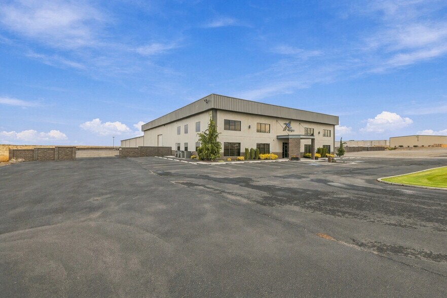 More Photos Of 1440 Battelle Blvd, Richland Manufacturing For Sale