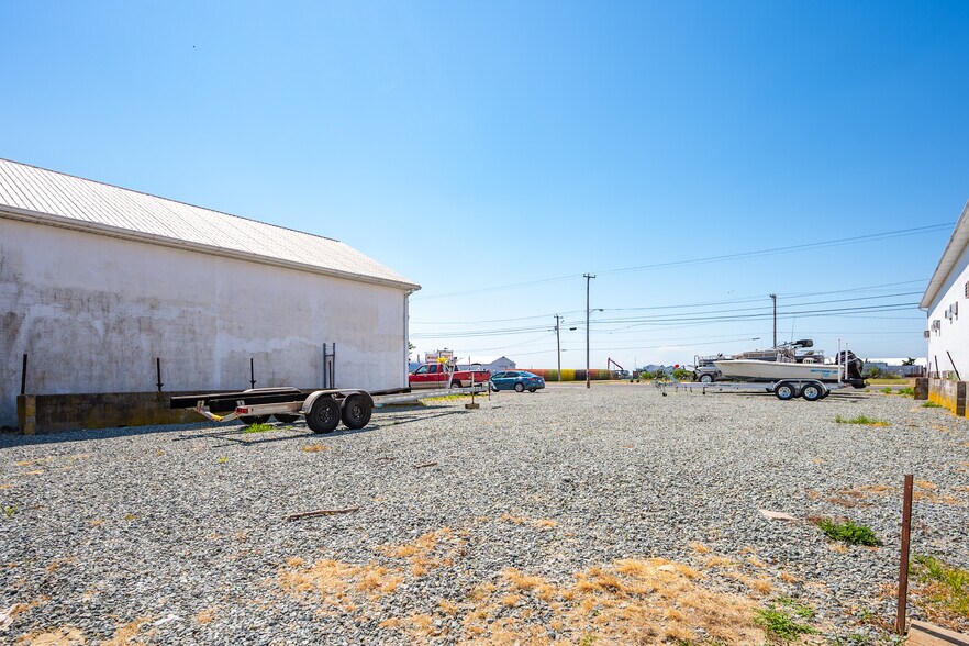 More Photos Of 709 W Main St, Crisfield General Retail For Sale