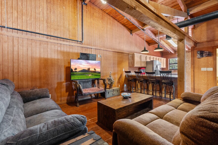 More Photos Of 105 James Canyon Highway, Cloudcroft Restaurant For Sale