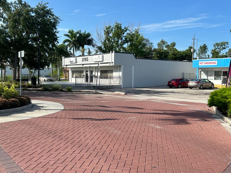 2765 Tamiami Trl, Port Charlotte, FL 33952 Retail For Lease