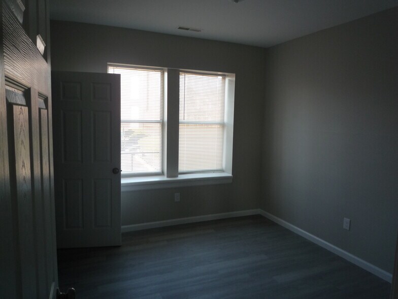 More Photos Of 4400 W Florissant Ave, Saint Louis Apartments For Sale