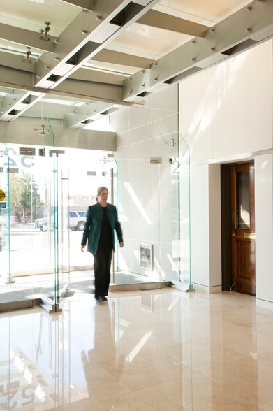 More Photos Of 5225 Wisconsin Ave NW, Washington Medical For Lease