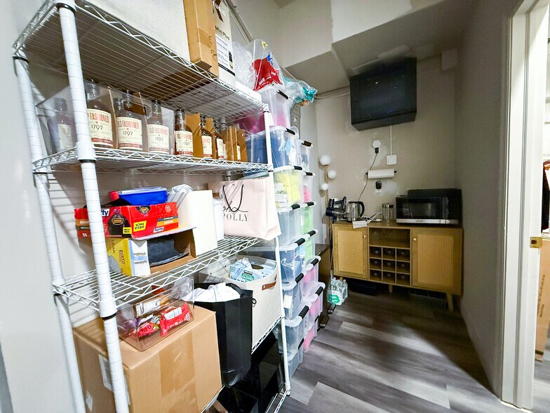 More Photos Of 1331 Washington Ave, Miami Beach Office For Sale