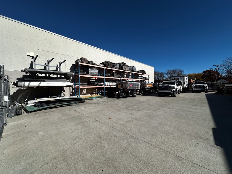 More Photos Of 358 S Laura St, Wichita Office For Lease