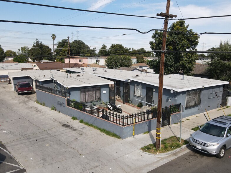 More Photos Of 19 E 69th St, Long Beach Multifamily For Sale