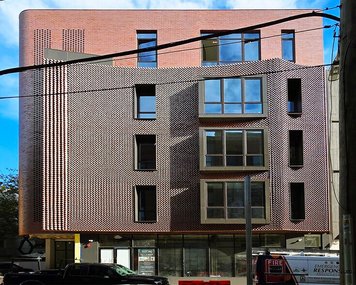 More Photos Of 613-619 S 24th St, Philadelphia Storefront Retail Residential For Lease