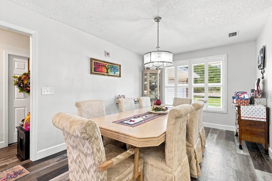 More Photos Of 7602 Kenya St, Jacksonville Specialty For Sale