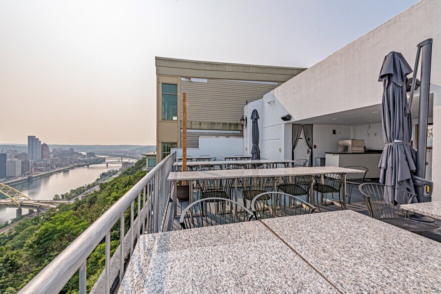 More Photos Of 1212 Grandview Ave, Pittsburgh Restaurant For Sale