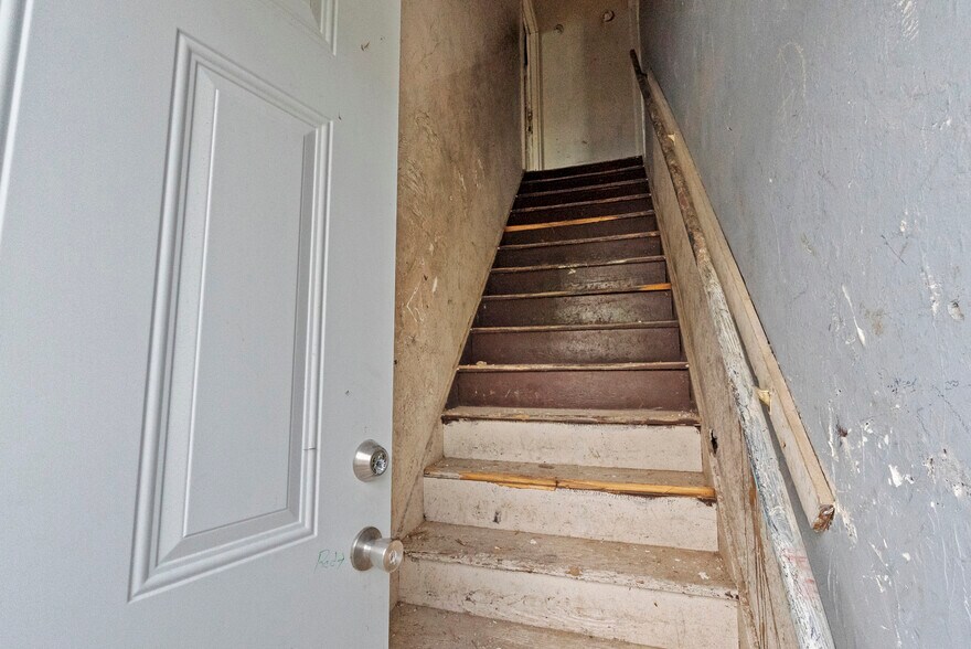 More Photos Of 330 N 29th St, Louisville Multifamily For Sale