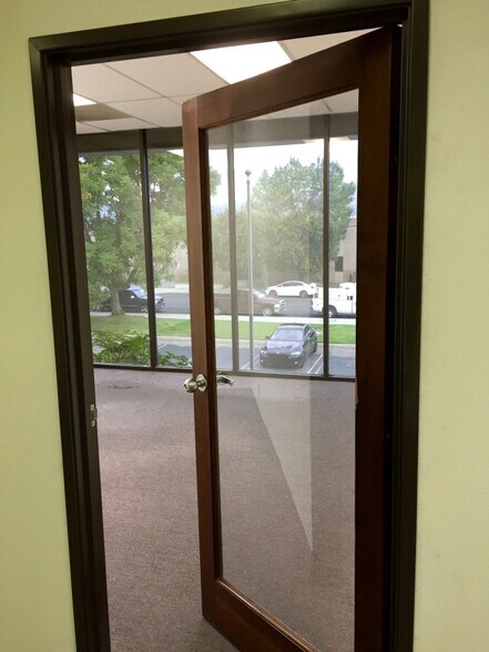 More Photos Of 21100 Superior St, Chatsworth Industrial For Lease