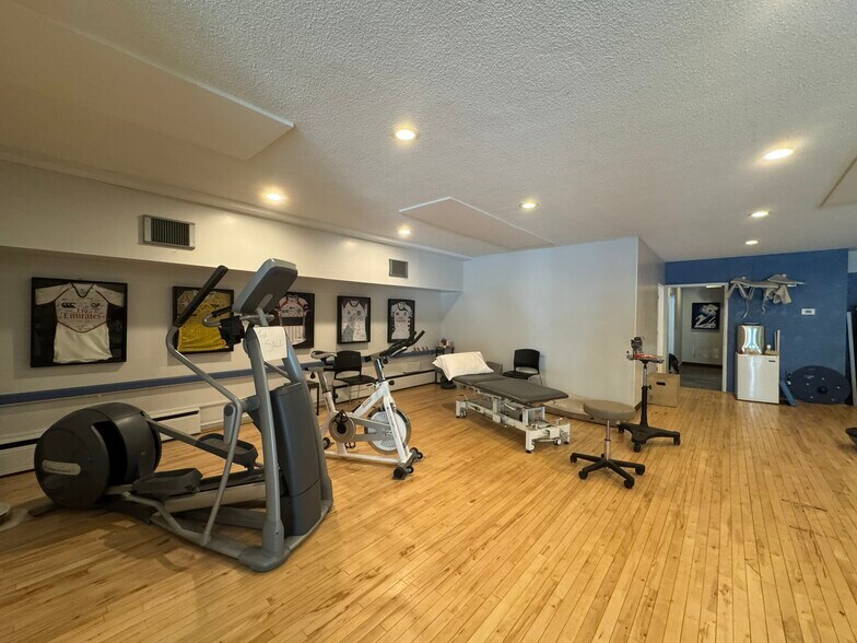 More Photos Of 520 Cherokee St, Denver Freestanding For Lease