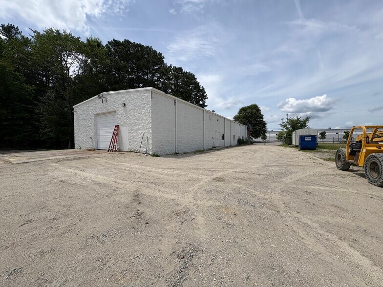 Primary Photo Of 1501 Willis Rd, Richmond Warehouse For Lease