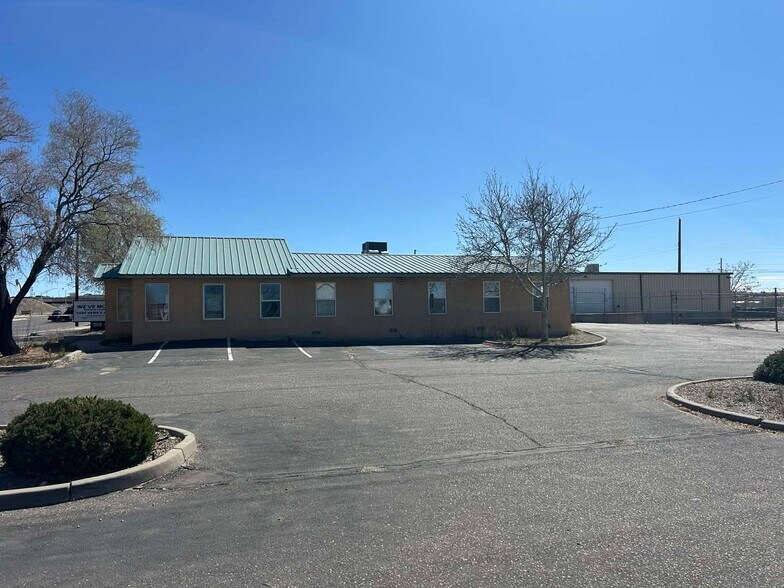 More Photos Of 808 Gibson Blvd SE, Albuquerque Manufacturing For Sale