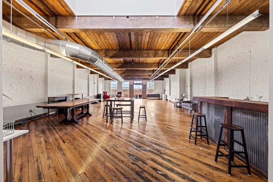 More Photos Of 316-318 E Main St, Charlottesville Office For Sale