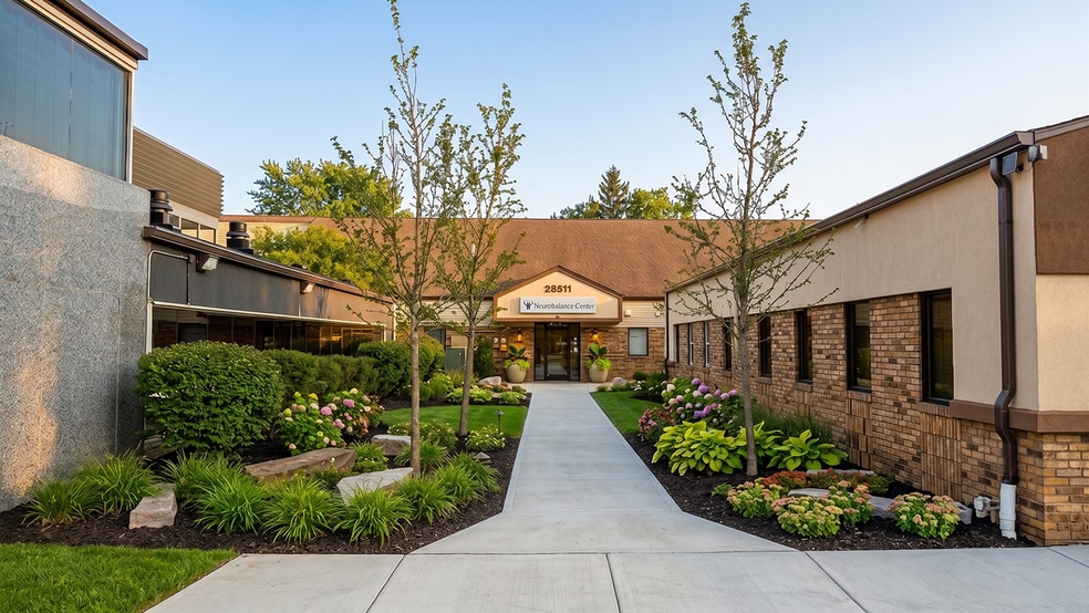 Primary Photo Of 28511 Orchard Lake Rd, Farmington Hills Medical For Sale