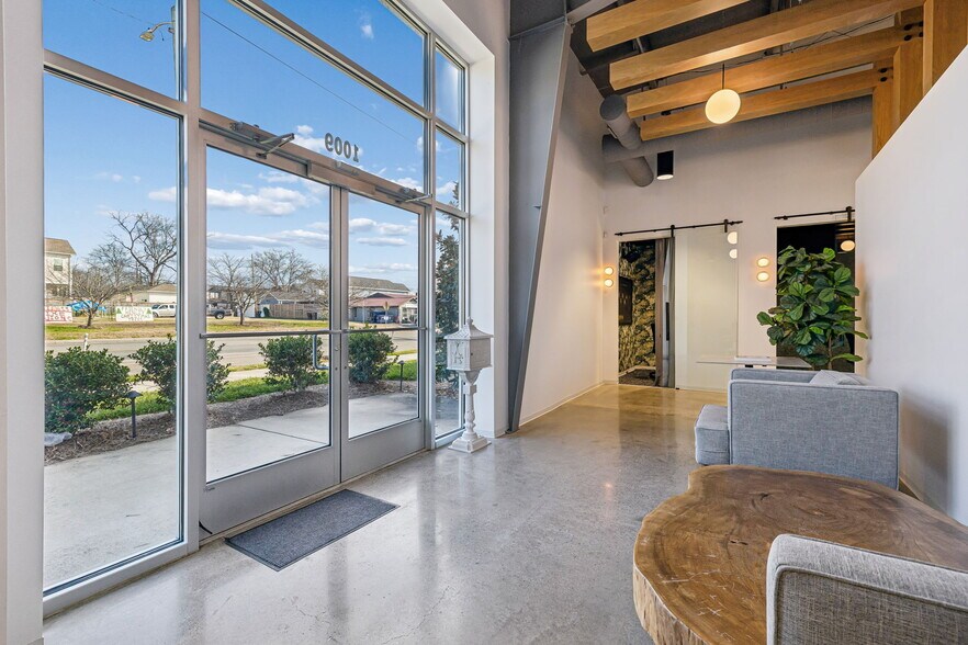 More Photos Of 5101 Kentucky Ave, Nashville Office For Sale