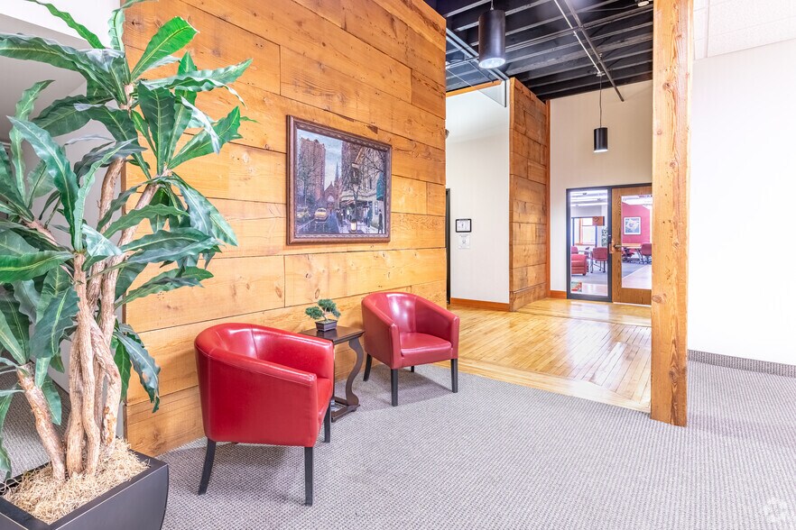 More Photos Of 81 7th St E, Saint Paul Office For Lease