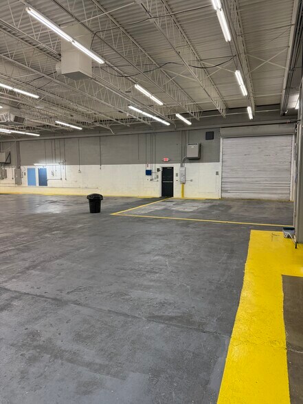 More Photos Of 298 Willis St, Gaffney Manufacturing For Lease