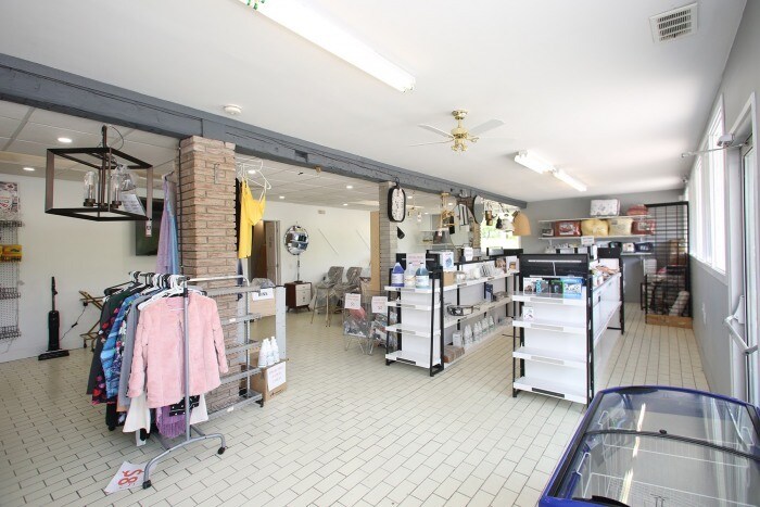 More Photos Of 9 Bridge St, Kawartha Lakes General Retail For Sale